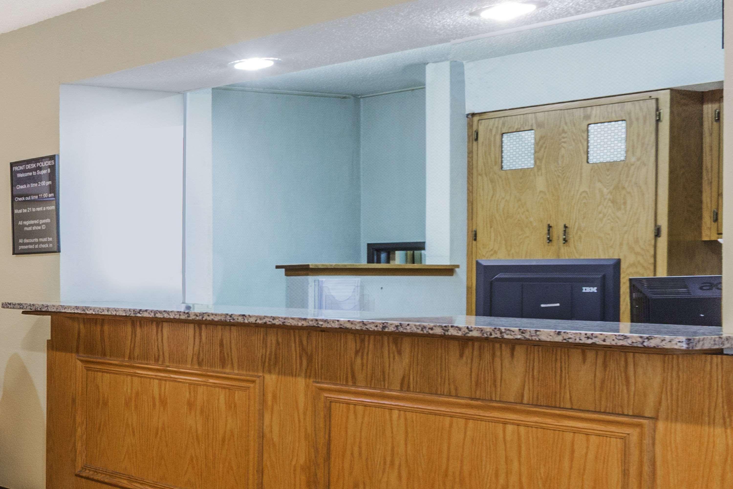 Hotel Super 8 By Wyndham East Stroudsburg - Poconos Extérieur photo