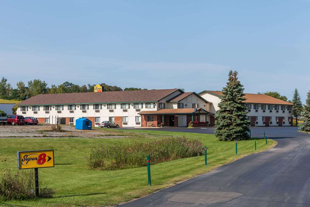 Hotel Super 8 By Wyndham East Stroudsburg - Poconos Extérieur photo