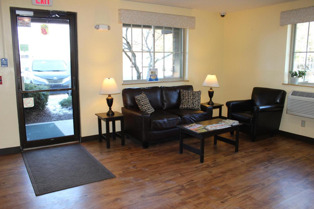 Hotel Super 8 By Wyndham East Stroudsburg - Poconos Extérieur photo