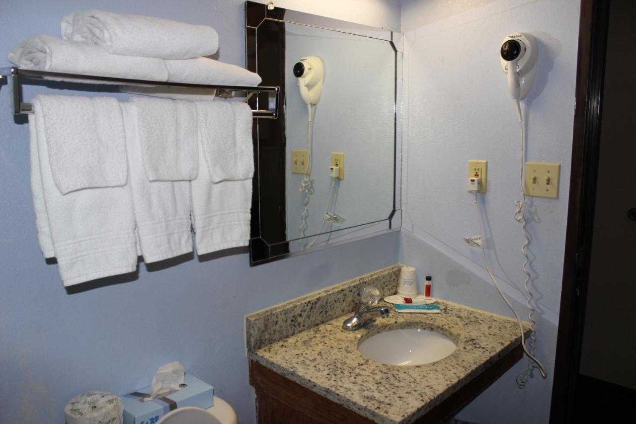 Hotel Super 8 By Wyndham East Stroudsburg - Poconos Extérieur photo